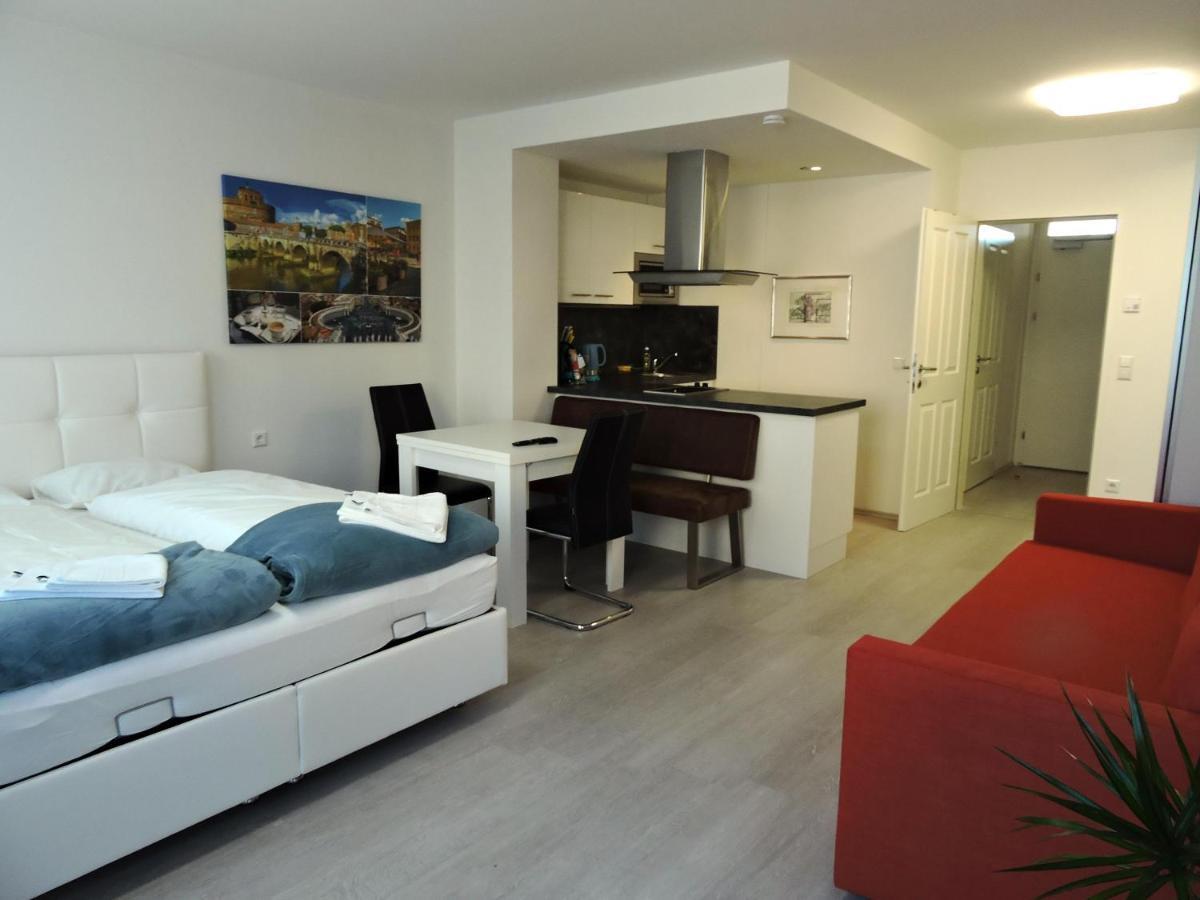 203 Rom, Studio Apartment, 38M2 1-4 Pers Klagenfurt am Woerthersee Exterior photo